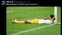 Fans pun membuat meme-meme kocak untuk mengolok-olok Manuel Neuer dan juga lini serang Skotlandia. (Foto: Twitter)