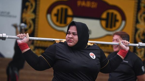 Melihat Persiapan Atlet Angkat Besi RI Jelang Olimpiade Paris 2024