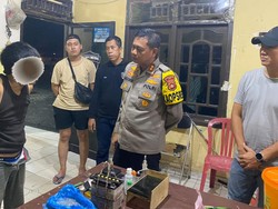 Penggerebekan Pengedar Narkoba di OKI Jadi Tontonan Warga Satu Desa