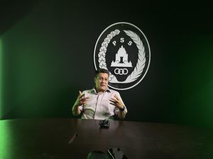 Gusti Randa Mundur dari Presiden Direktur PSS Sleman Gusti Randa Mundur dari Presiden Direktur PSS Sleman