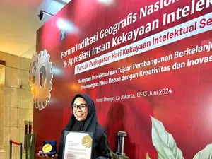 Top! Dosen Unair Raih Penghargaan Kekayaan Intelektual dari Organisasi PBB Top! Dosen Unair Raih Penghargaan Kekayaan Intelektual dari Organisasi PBB