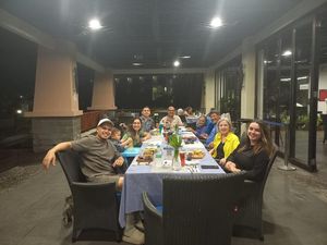 Ragnar Oratmangoen Pulang Kampung ke Maluku, Disambut Meriah Keluarga-Warga