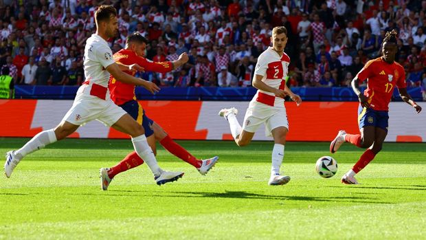 Soccer Football - Euro 2024 - Group B - Spain v Croatia - Berlin Olympiastadion, Berlin, Germany - June 15, 2024  Spain's Alvaro Morata scores their first goal REUTERS/Fabrizio Bensch