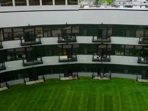 Gokil! Stadion Baseball Terbengkalai Ini Disulap Jadi Apartemen Mewah Rp 227 M Gokil! Stadion Baseball Terbengkalai Ini Disulap Jadi Apartemen Mewah Rp 227 M