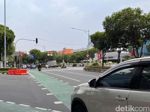 Awas Pada Nabrak! Traffic Light Dekat Istana Presiden Ini Mati Awas Pada Nabrak! Traffic Light Dekat Istana Presiden Ini Mati