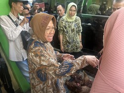 Mensos Risma Minta Pengobatan ODGJ Dipermudah Sebulan Sekali