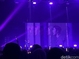 Momen B.I Kolaborasi Dengan Leo di Konser HYPE UP 2024 Jakarta