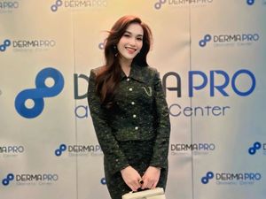 Reaksi Ortu-Sahabat Ketika Eks Tunangan Minta Ayu Ting Ting Kembalikan Seserahan Reaksi Ortu-Sahabat Ketika Eks Tunangan Minta Ayu Ting Ting Kembalikan Seserahan