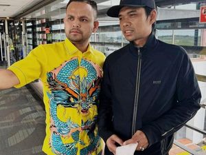 Momen UAS Berikan Dukungan untuk Bacalon Bupati Kampar Momen UAS Berikan Dukungan untuk Bacalon Bupati Kampar