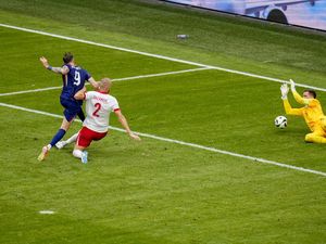 Polandia Vs Belanda: Seru! Oranje Comeback dan Menang 2-1 Polandia Vs Belanda: Seru! Oranje Comeback dan Menang 2-1