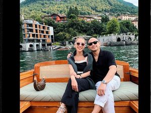 Sweet Banget! BCL Pamer Honeymooning Bareng Suami Sweet Banget! BCL Pamer Honeymooning Bareng Suami
