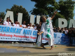 Respons Kasus Pembunuhan Bos Rental, Warga Pati Gelar Aksi Cinta Damai