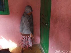 Keresahan Ehay Saat Jadi Sasaran Setan Dolbon Bau yang Misterius