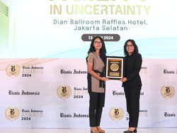 Alfamart Sukses Raih Penghargaan sebagai Emiten Ritel Terbaik 2024