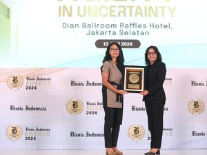 Alfamart Sukses Raih Penghargaan sebagai Emiten Ritel Terbaik 2024 Alfamart Sukses Raih Penghargaan sebagai Emiten Ritel Terbaik 2024