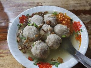 Warung Bakso Tertua di Indonesia hingga Rojali Bikin Resah Pemilik Kafe Warung Bakso Tertua di Indonesia hingga Rojali Bikin Resah Pemilik Kafe