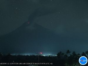 Gunung Lewotobi Laki-laki Meletus 2 Kali Pagi Ini Gunung Lewotobi Laki-laki Meletus 2 Kali Pagi Ini