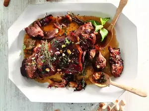 Pakar IPB Bagi Tips agar Daging Kurban Tak Alot, Simak Penjelasan Ilmiahnya! Pakar IPB Bagi Tips agar Daging Kurban Tak Alot, Simak Penjelasan Ilmiahnya!