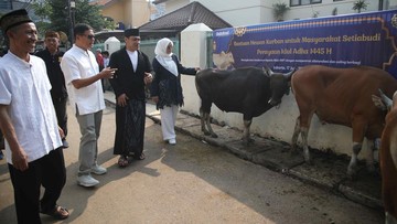 Idul Adha, Indofood Salurkan Bantuan Hewan Kurban