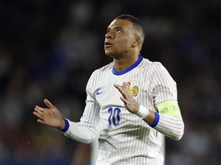 Wajah Mbappe Berdarah Saat Prancis Sikat Austria