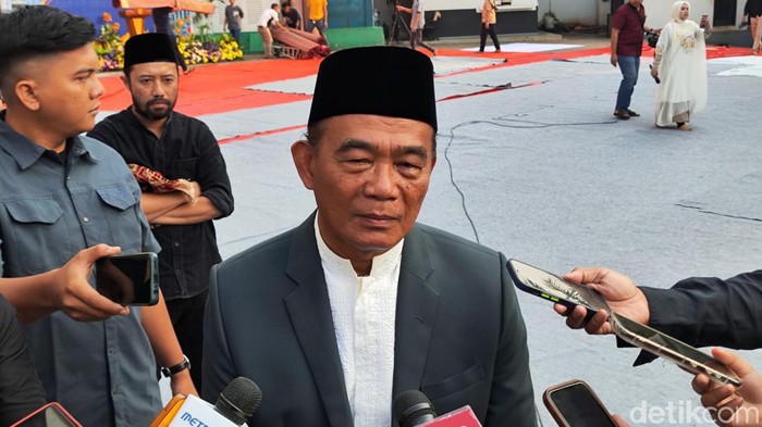 Menko PMK Muhadjir Effendy Menko PMK Muhadjir Effendy