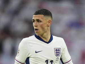 Phil Foden Dikritik Usai Hilang di Laga Serbia Vs Inggris