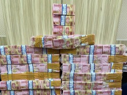 Muslihat Pemalsu Uang Rp 20 M Dijual Harga Seperempat