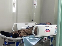 Diterjang Sapi Kurban, Warga Dilarikan ke Rumah Sakit