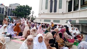 Salat Idul Adha di Masjid Raya Al-Mashun Medan