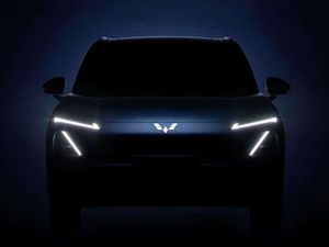 Wuling Rilis Teaser Calon SUV Listrik Terbaru Mereka, Starlight S