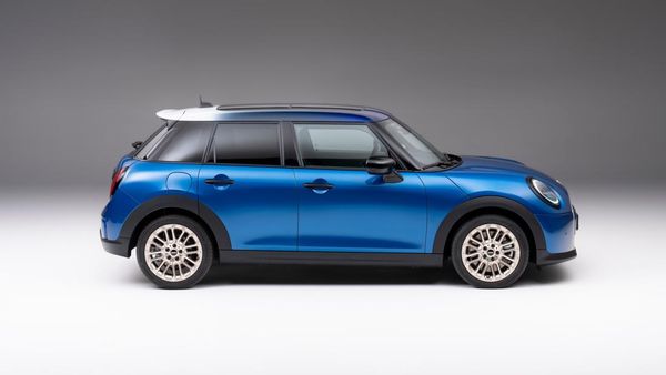 MINI Cooper S 5 Pintu Nih...