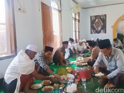 Tradisi Roah di Kateng Lombok Tengah: Begibung hingga Ngawon