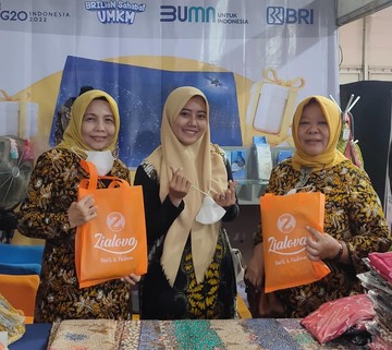 Kisah UMKM Batik Pekalongan Naik Kelas Berkat KUR BRI