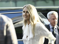 Cerita Pilu hingga Mencekam Celine Dion Hadapi Penyakit Langka