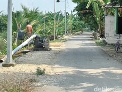Dukuh Pencol Tuban yang Terpencil Sempat Gelap Gulita Lebih dari 20 Tahun