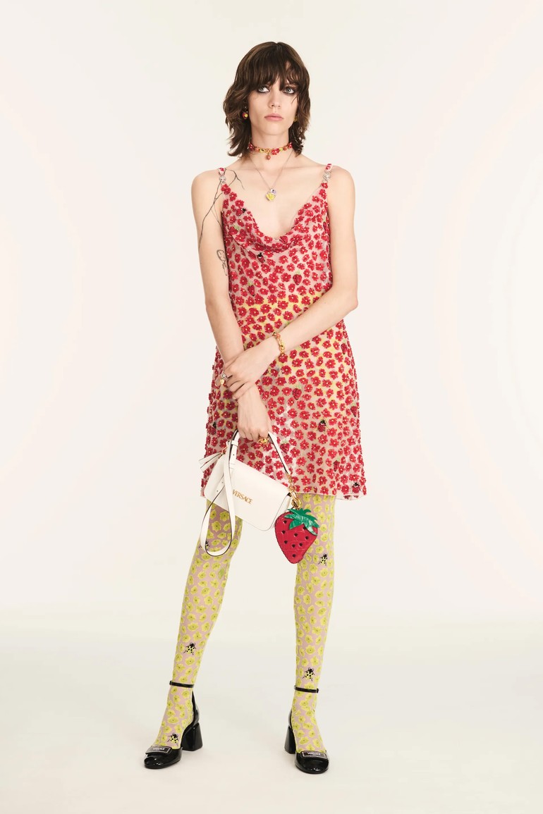 Версаче 2025. Донателла версаче 2022. Донателла версаче 1997. Донателла версаче. Версаче 2025.