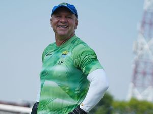 Pelatih Kiper Persib Bandung Luizinho Passos: Saya Pamit! Pelatih Kiper Persib Bandung Luizinho Passos: Saya Pamit!