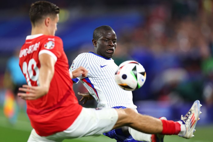 DUSSELDORF, GERMANY - JUNE 17: Ngolo Kante of France during the UEFA EURO 2024 group stage match between Austria and France at Dusseldorf Arena on June 17, 2024 in Dusseldorf, Germany.(Photo by Robbie Jay Barratt - AMA/Getty Images)