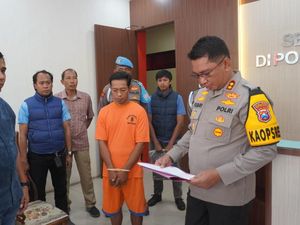Pria Pembacok Debt Collector di Bangkalan Jadi Tersangka Pria Pembacok Debt Collector di Bangkalan Jadi Tersangka