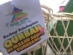 Kurban Ramah Lingkungan ala Masjid Agung Sumedang