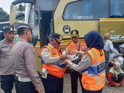 Antisipasi Kecelakaan, Bus Wisata di Kota Batu Jadi Sasaran Ramp Check