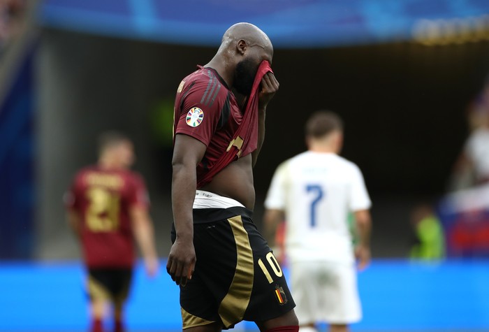 FRANKFURT AM MAIN, GERMANY - JUNE 17: Romelu Lukaku of Belgium reacts during the UEFA EURO 2024 group stage match between Belgium and Slovakia at Frankfurt Arena on June 17, 2024 in Frankfurt am Main, Germany. (Photo by Ryan Pierse - UEFA/UEFA via Getty Images)