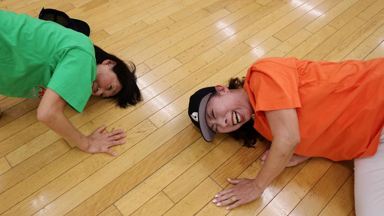 Gerakan yang mereka lakukan mungkin sangat jauh dari para atlet breakdance lainnya. Namun, tujuan para wanita Ara Style adalah bersenang-senang dan tetap bugar.  