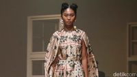 Foto: Koleksi Terbaru Biyan Spring/Summer 2025, Terinspirasi Keindahan Bunga
