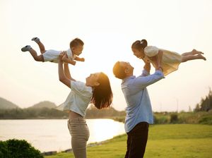 Perbedaan Pengangkatan, Pengesahan, dan Pengakuan Anak, Cek Infonya! Perbedaan Pengangkatan, Pengesahan, dan Pengakuan Anak, Cek Infonya!