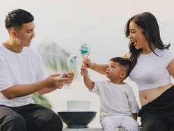 Nikita Willy Isyaratkan Hamil Anak Kedua Berjenis Kelamin Laki-laki