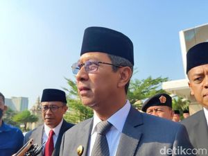 Heru Anggap KJP untuk Cicil Motor Lagu Lama: Kita Lagi Kaji Sekolah Gratis Heru Anggap KJP untuk Cicil Motor Lagu Lama: Kita Lagi Kaji Sekolah Gratis