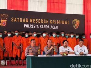 Polisi Tangkap 19 Pemain Judi Online di Warkop Banda Aceh