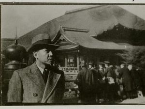 Pekik Merdeka Iringi Kedatangan Soekarno di Cirebon