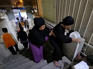 Kondisi Tenda Haji RI di Mina: Over Capacity-Tangga Tak Ramah Lansia